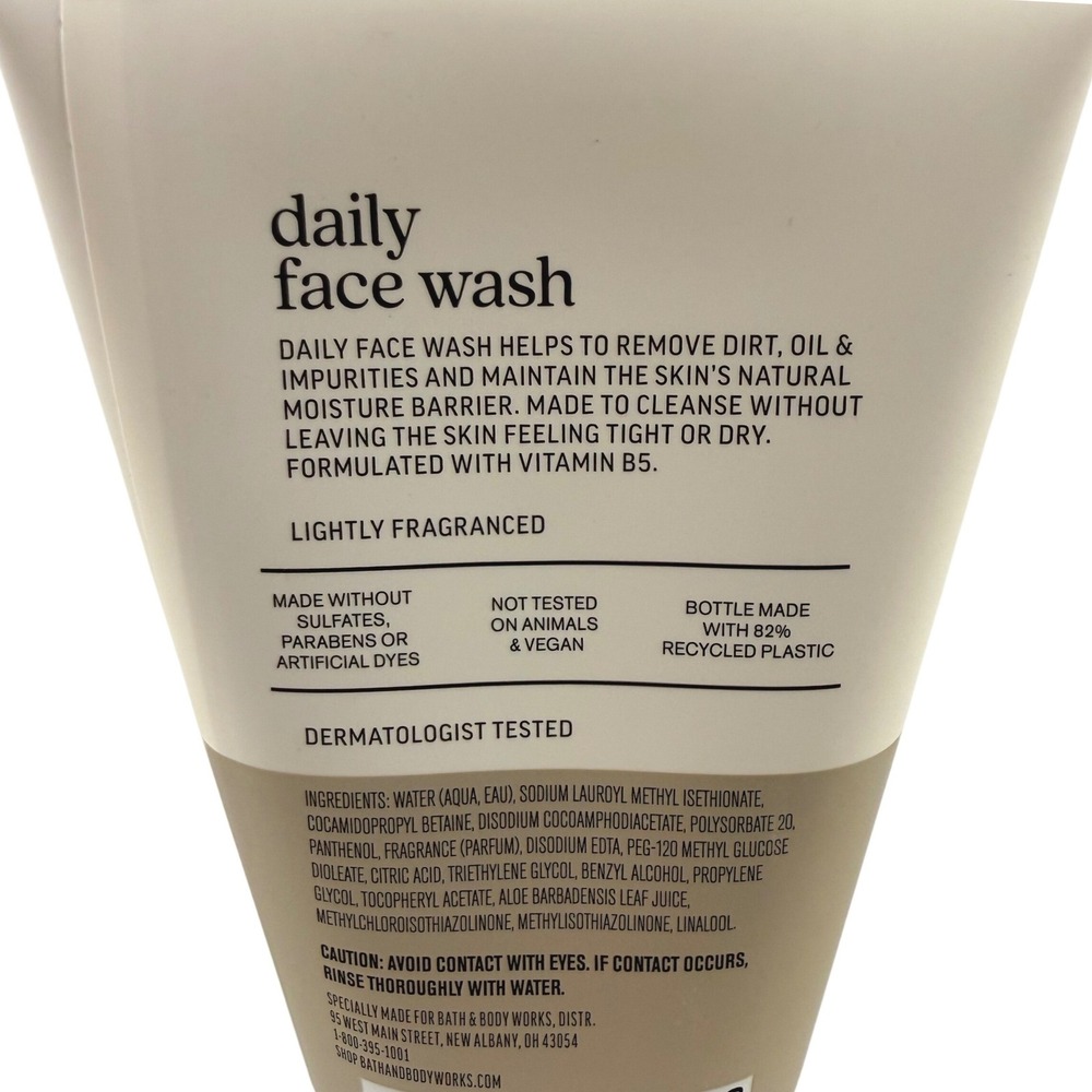 Bath and Body Works Daily Face Wash with Vitamin B5 4oz BBW NEW Sealed Cleanser - Picture 2 of 3
